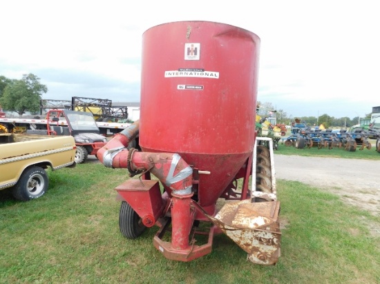 1974 INTERNATIONAL 105