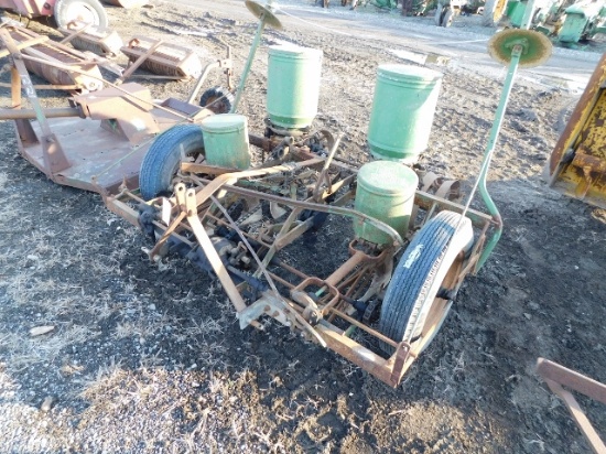 JD 290 Corn Planter