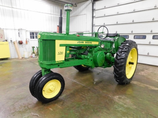 1956 JOHN DEERE 520