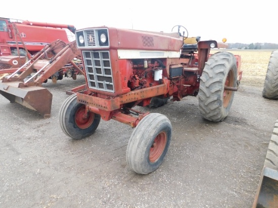 International 966 Tractor