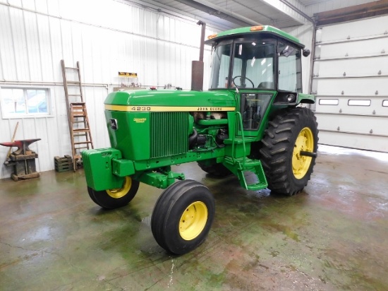 1974 JOHN DEERE 4230