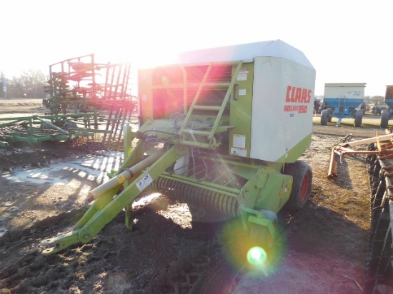 Claas Rollant 250 Round Baler
