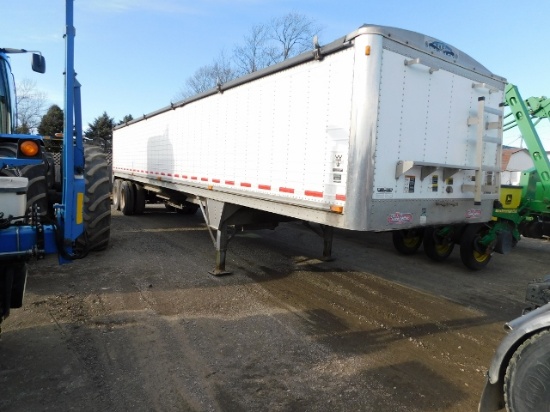 Wilson Hopper Bottom Grain Trailer