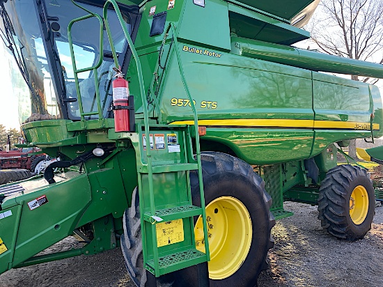JD 9570 STS combine