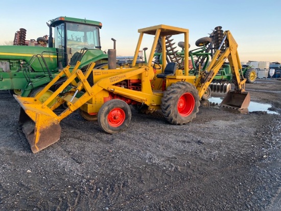 Case 580B Back Hoe
