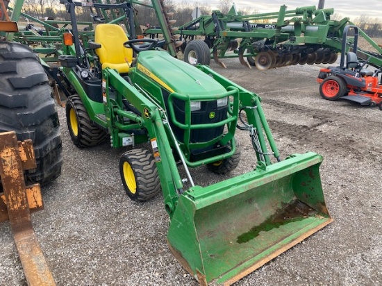 JD 1026R w/ JD Loader & Backhoe