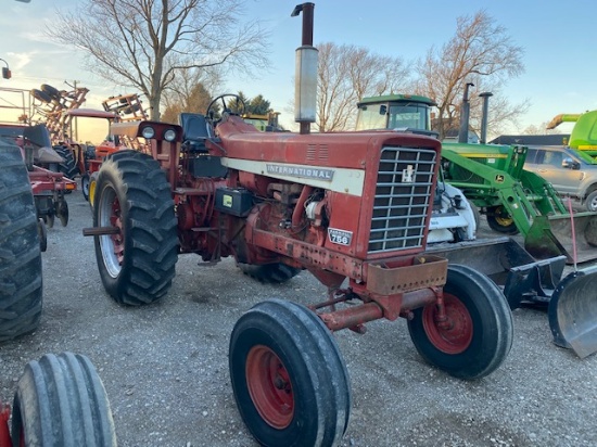 IH 756