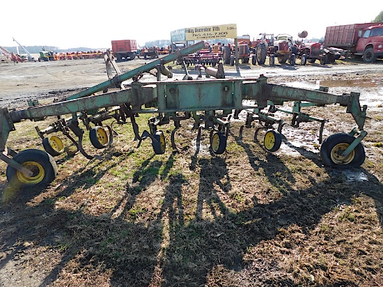 JD FM Cultivator