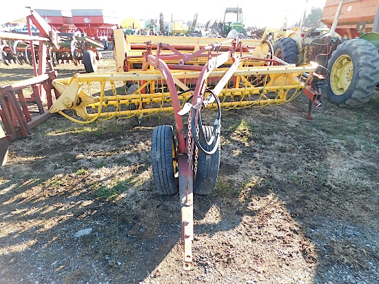 New Holland 258 Hay Rake