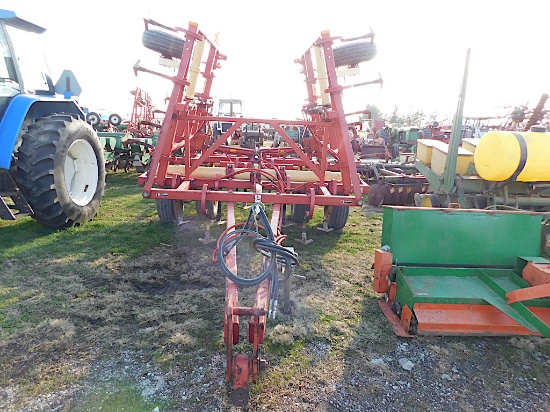 Krause 4100 Field Cultivator