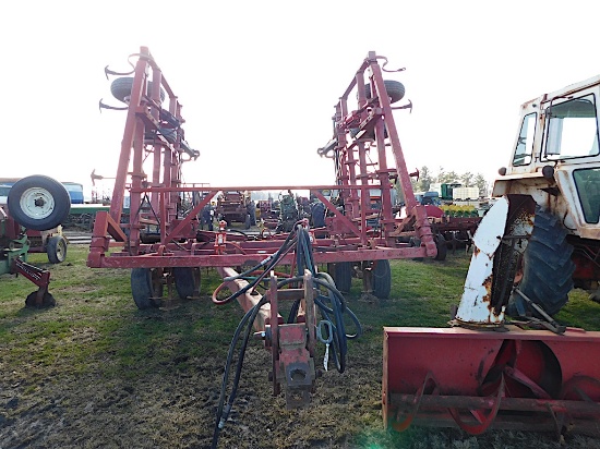 Krause 25 ft. Field Cultivator