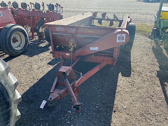 IH 155 Manure Spreader