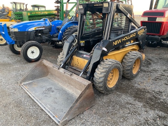 NH LX665 Skid Steer