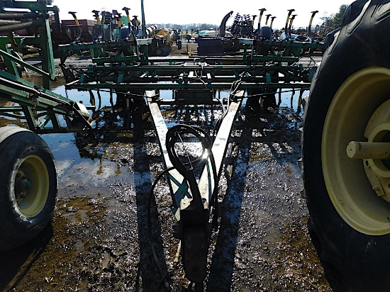 JD 1010 Field Cultivator