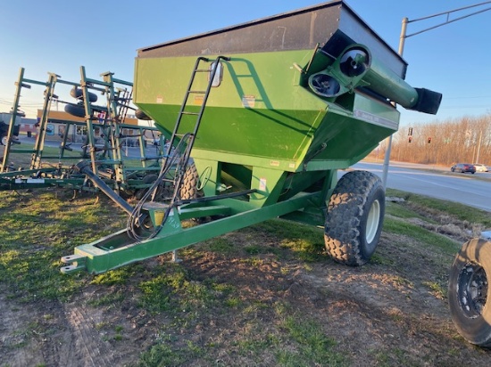 Unverferth 5000 Grain Cart