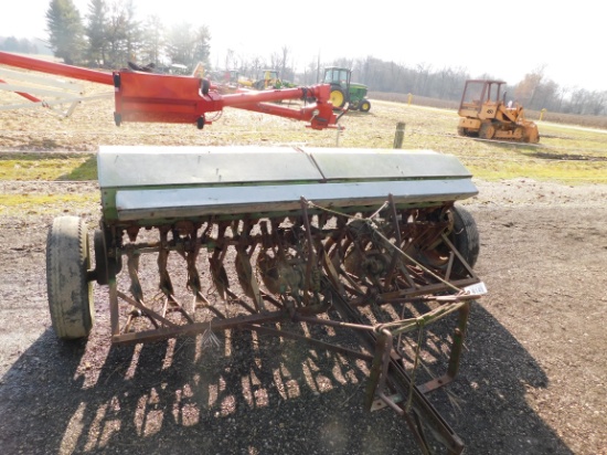 JOHN DEERE VAN BRUNT GRAIN DRILL