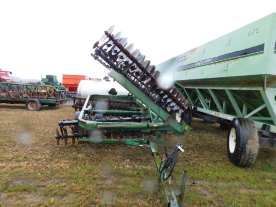 JOHN DEERE 235 CENTER FOLD DISC