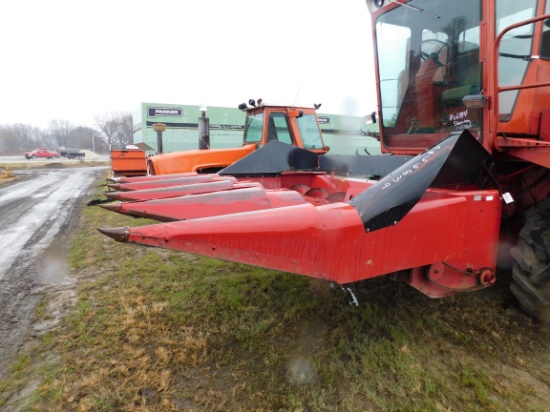 IH 844 CORN HEAD