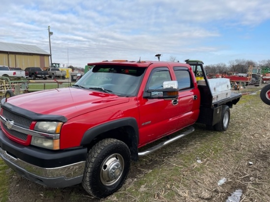 2004 CHEVY K3500 PICK UP TRUCK