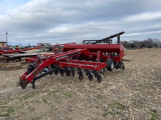 CIH 5400 15' NO TILL DRILL