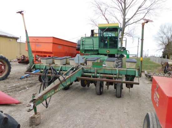 JD 7000 6 ROW NO TILL PLANTER