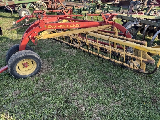 NEW HOLLAND 258 DOLLY WHEEL HAY RAKE