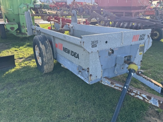NEW IDEA 3615 SINGLE AXLE MANURE SPREADER