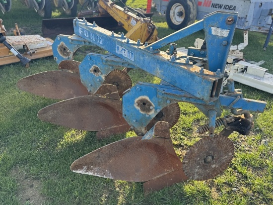 FORD 140 3 BOTTOM 3 PT PLOW