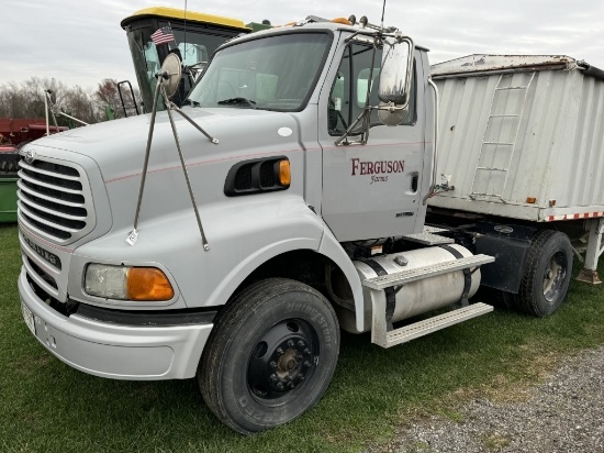 07 STERLING DAY CAB SEMI