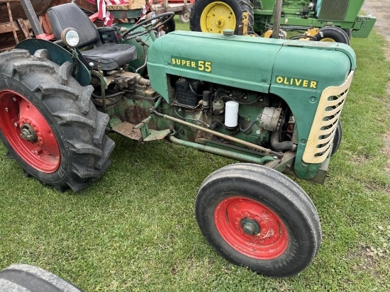 OLIVER SUPER 55 TRACTOR