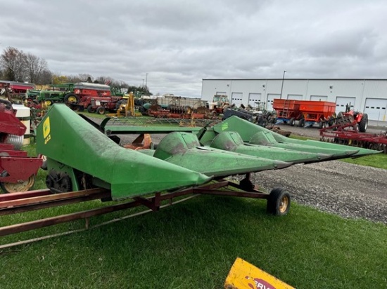JD 443 CORN HEAD