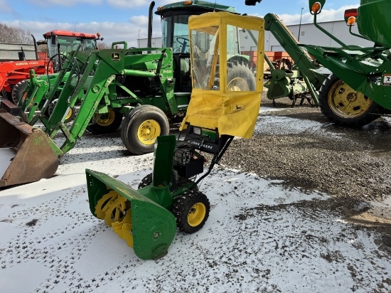 JD 1332 DDE SNOW BLOWER