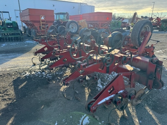 CASE IH 183 CULTIVATOR