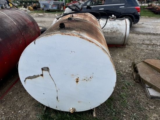 500 GALLON FUEL TANK WITH PUMP, 12 VOLT