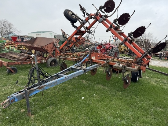 HYDRAULIC FOLD ANHYDROUS APPLICATOR