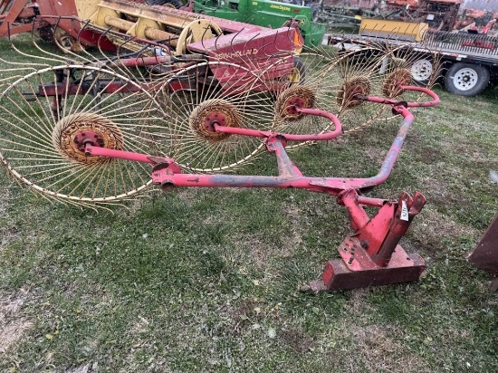 5 WHEEL HAY RAKE