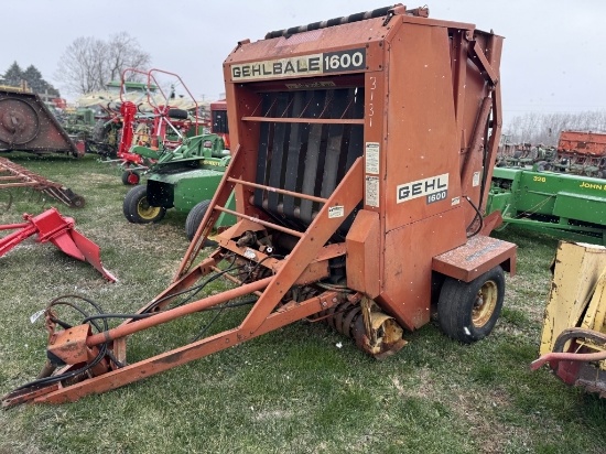 GEHL 1600 ROUND BALER