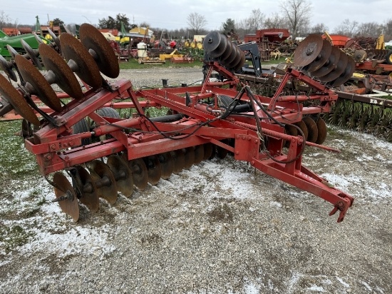 INTERNATIONAL 475 DISC