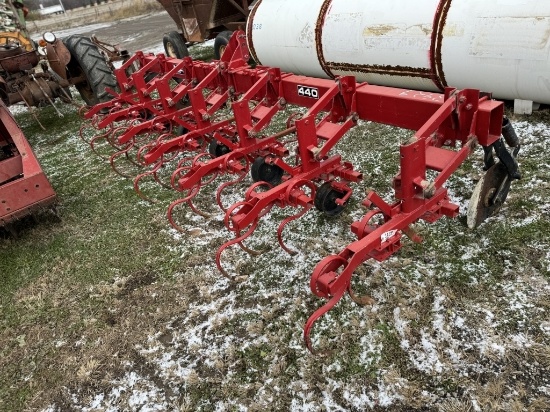 MASSEY FERGUSON 440 CULTIVATOR