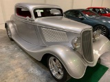 1933 Ford Custom Coupe