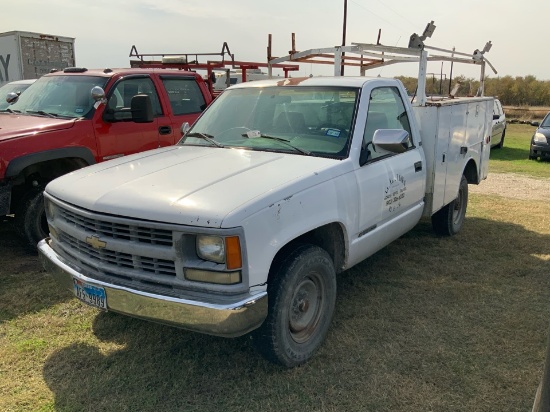 1995 Chevy 2500 white