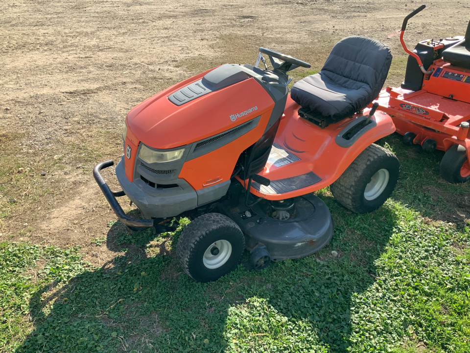 Husqvarna riding mower yth20k46 hotsell