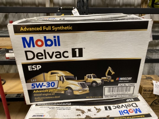 New Case mobil Delvac Full synthetic oil