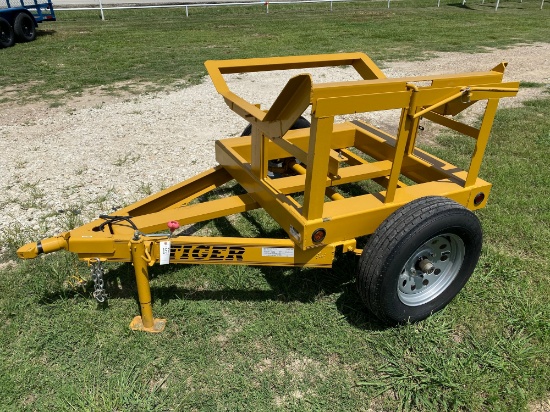 1 Bale Hay Trailer Tiger Bulldog Hitch has title new