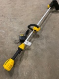 Dewalt Battery Weadeater with battery & charger works