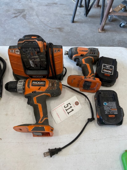 Ridgid Drill & Impact Driver 3 batteries & charger