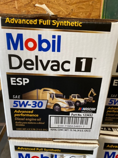 Case of Mobile Delvac 5W 30 Diesel oil