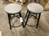 new 2 counter height bar stools