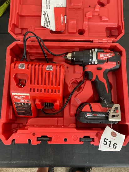 Milwaukee M18 Brushless Drill Drive Battery & Charger