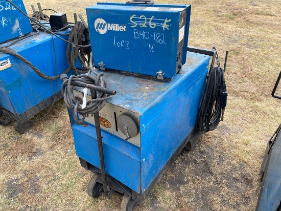 Miller Model 25 DTR-224 Stick/Mig Welder with wire feeder & lead works
